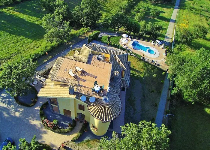 Peaceful In With Bubble Bath Villa