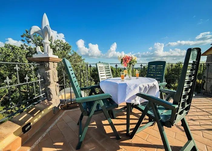 Villa Peaceful In With Bubble Bath Montefiascone